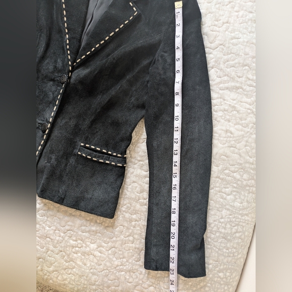 Danier Black Women's Jacket with White Stitching - Picture 7 of 12